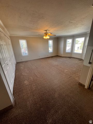 1404 S 1100 W, Syracuse, UT 84075