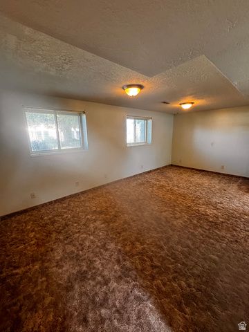 1404 S 1100 W, Syracuse, UT 84075
