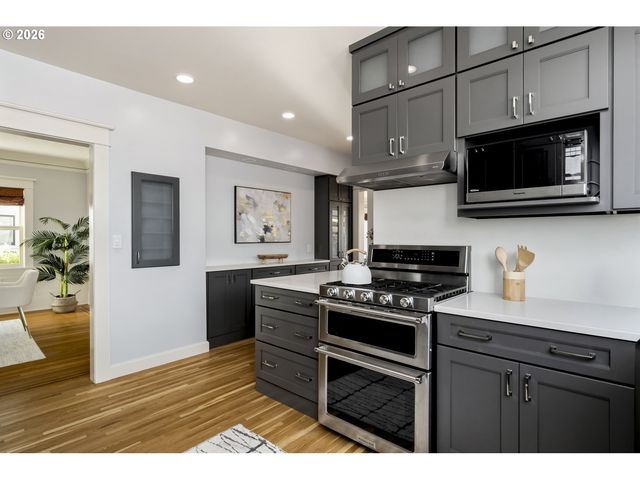 3017 Ne 12TH Ave, Portland, OR 97212