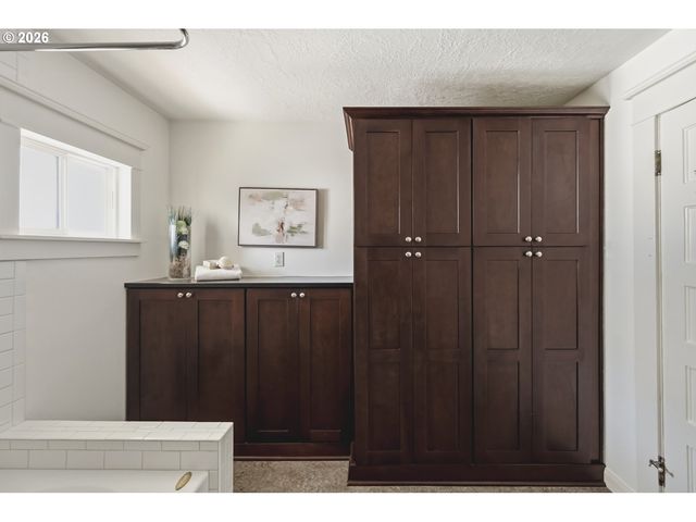 3017 Ne 12TH Ave, Portland, OR 97212