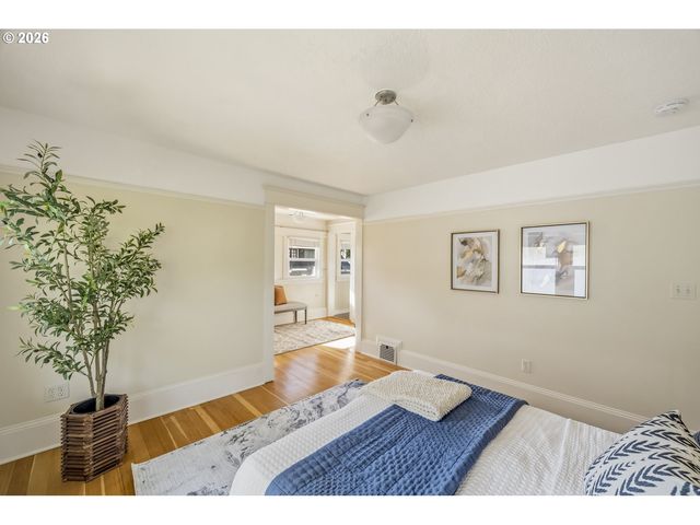 3017 Ne 12TH Ave, Portland, OR 97212