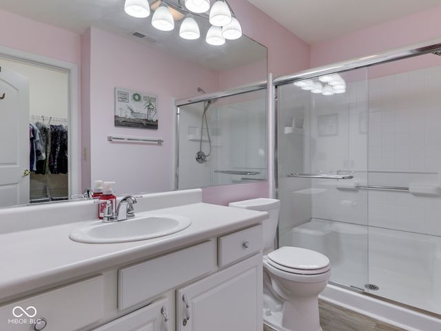 6147 Old Course Place, Indianapolis, IN 46237