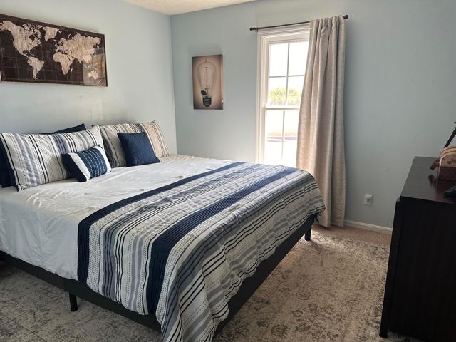 1048 Parkway Drive, Logan, OH 43138