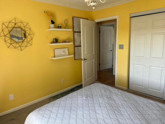 1048 Parkway Drive, Logan, OH 43138