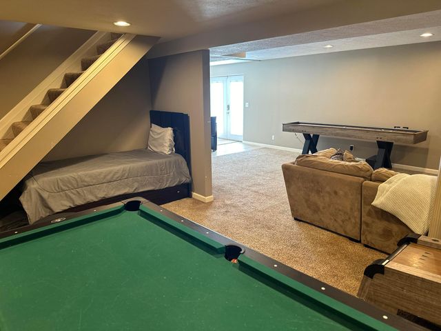 1048 Parkway Drive, Logan, OH 43138