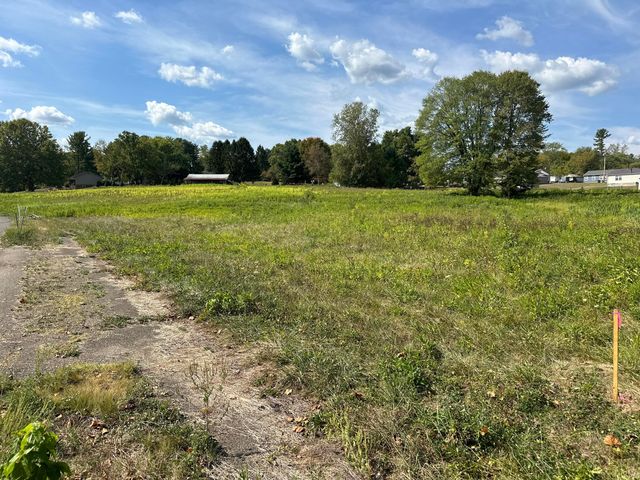 1048 Parkway Drive, Logan, OH 43138