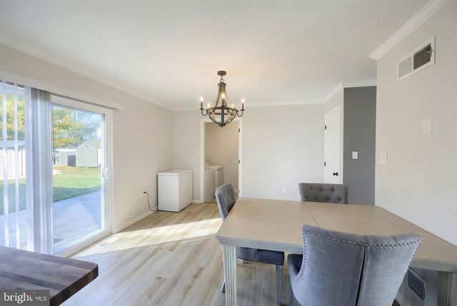 3703 WHEATLAND DR, Dover, PA 17315