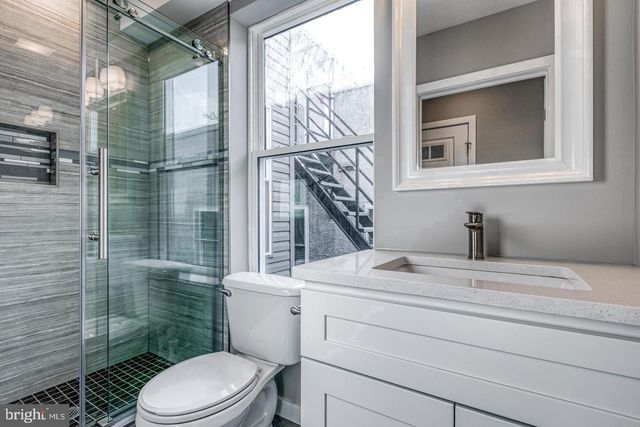 1316 S BROAD ST, Philadelphia, PA 19146