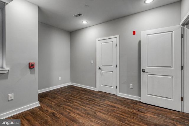 1316 S BROAD ST, Philadelphia, PA 19146