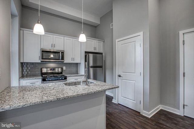 1316 S BROAD ST, Philadelphia, PA 19146