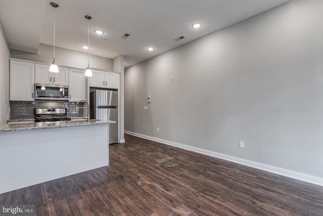 1316 S BROAD ST, Philadelphia, PA 19146