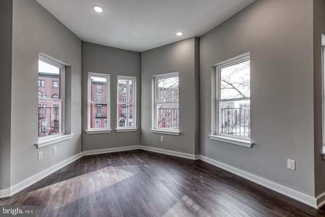 1316 S BROAD ST, Philadelphia, PA 19146