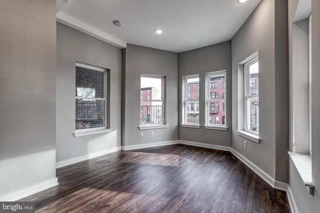 1316 S BROAD ST, Philadelphia, PA 19146