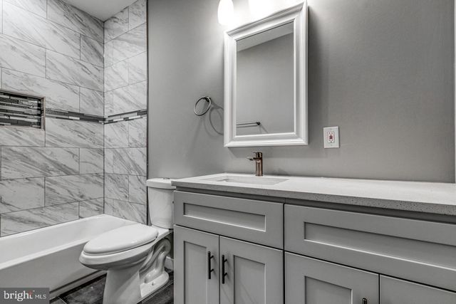 1316 S BROAD ST, Philadelphia, PA 19146