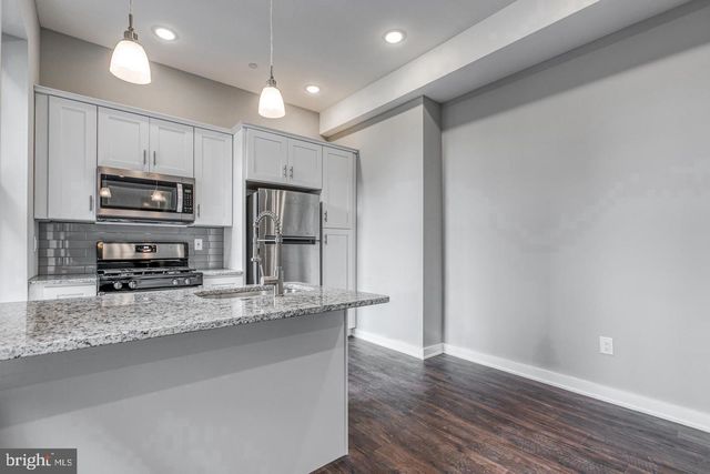 1316 S BROAD ST, Philadelphia, PA 19146