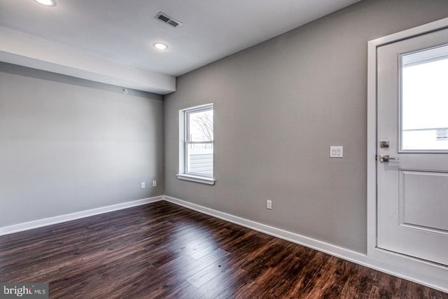 1316 S BROAD ST, Philadelphia, PA 19146