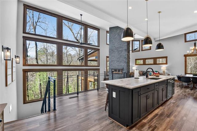 466 E Watersong Bluff, Ellijay, GA 30540