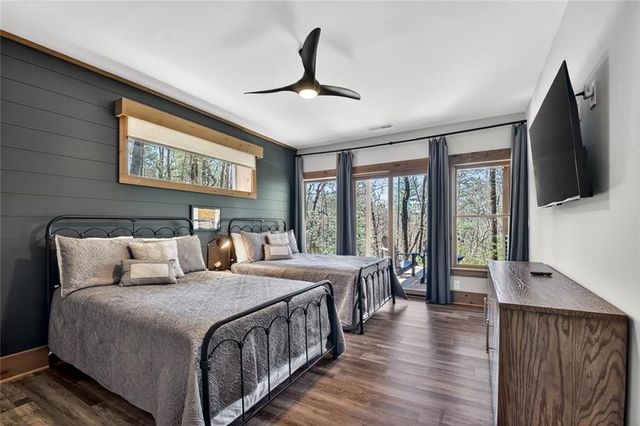 466 E Watersong Bluff, Ellijay, GA 30540
