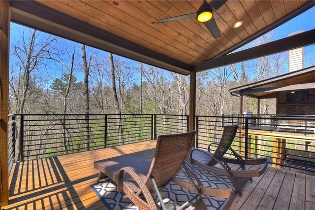 466 E Watersong Bluff, Ellijay, GA 30540