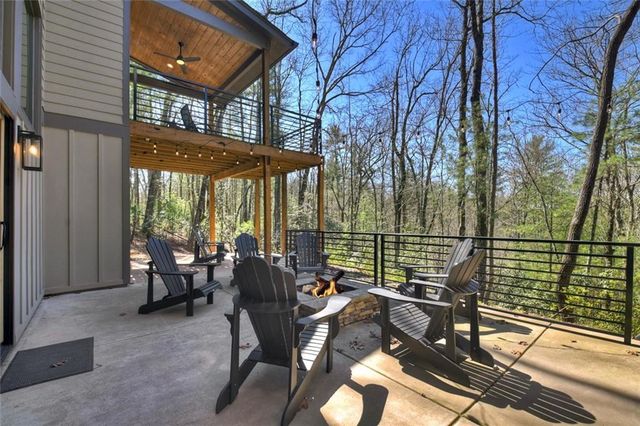 466 E Watersong Bluff, Ellijay, GA 30540