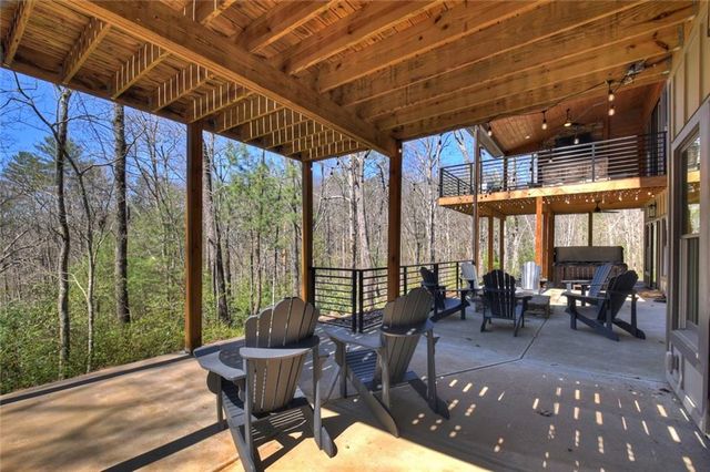 466 E Watersong Bluff, Ellijay, GA 30540