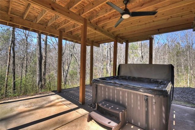 466 E Watersong Bluff, Ellijay, GA 30540