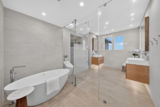 115 Panorama Court, Pacifica, CA 94044