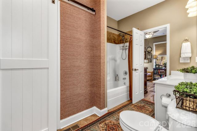 25 Union Chapel Road, Weaverville, NC 28787