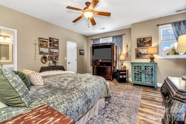 25 Union Chapel Road, Weaverville, NC 28787