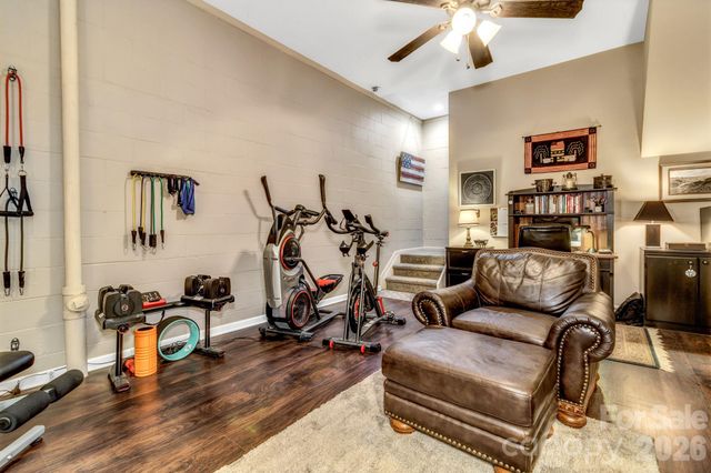 25 Union Chapel Road, Weaverville, NC 28787