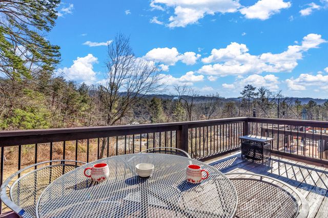 25 Union Chapel Road, Weaverville, NC 28787