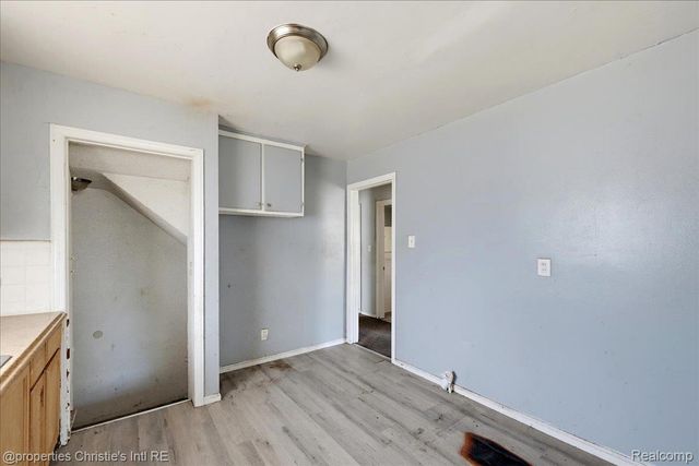 16101 Fenmore Street, Detroit, MI 48235