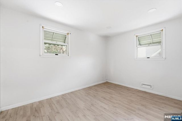 35-37 Montclair Avenue, Clifton, NJ 07011