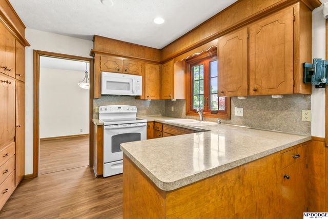 3370 S 114th Avenue, Omaha, NE 68144
