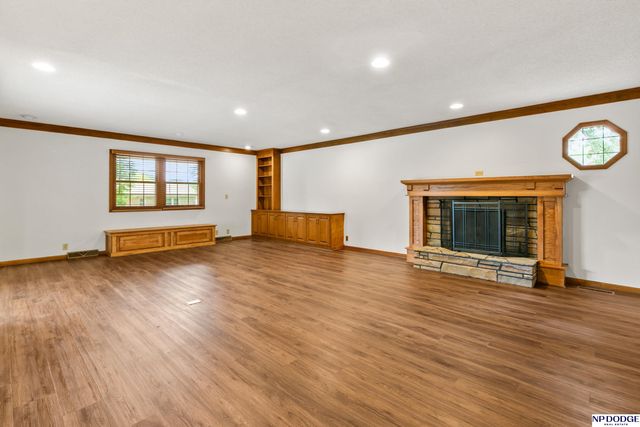 3370 S 114th Avenue, Omaha, NE 68144