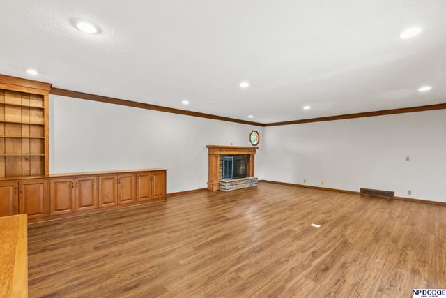 3370 S 114th Avenue, Omaha, NE 68144