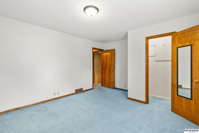 3370 S 114th Avenue, Omaha, NE 68144