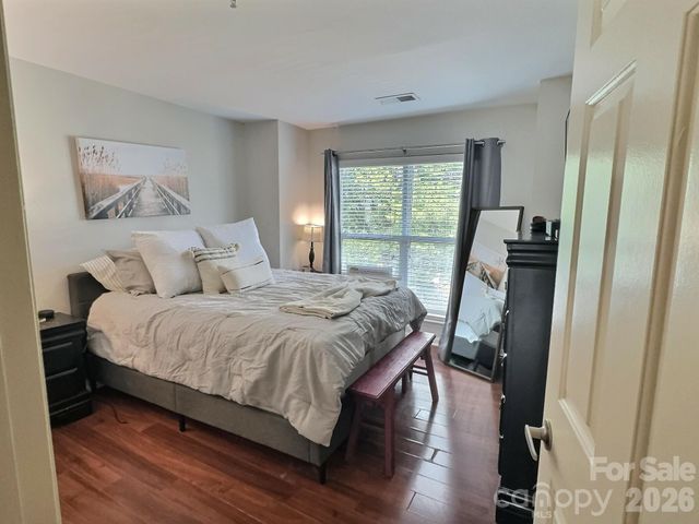 513 N Graham Street, Charlotte, NC 28202