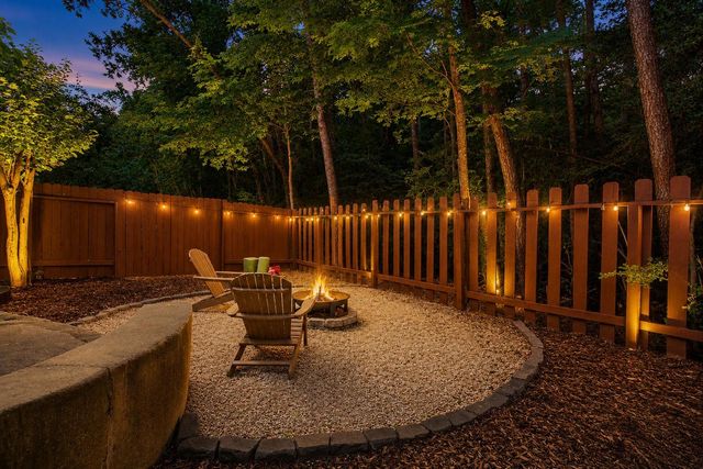 55 Ledgestone Place, The Woodlands, TX 77382