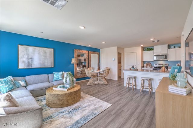 6083 Cosmos Garden Street, North Las Vegas, NV 89081