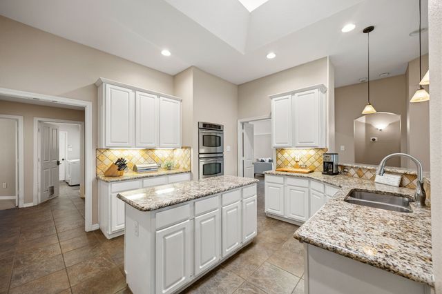 221 Freedom Court, Rockwall, TX 75032