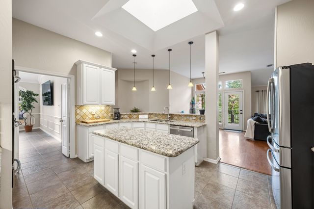 221 Freedom Court, Rockwall, TX 75032