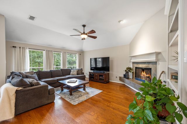 221 Freedom Court, Rockwall, TX 75032