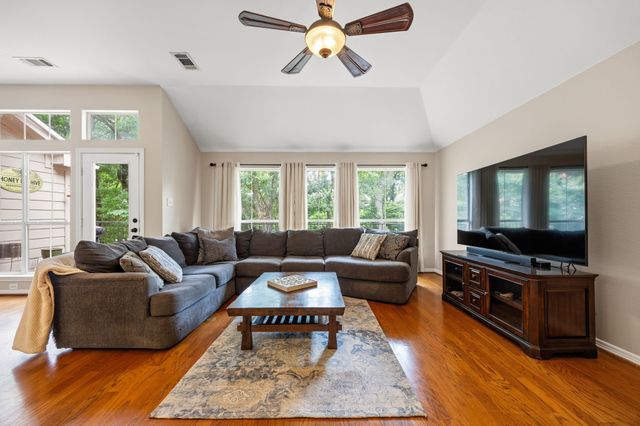 221 Freedom Court, Rockwall, TX 75032