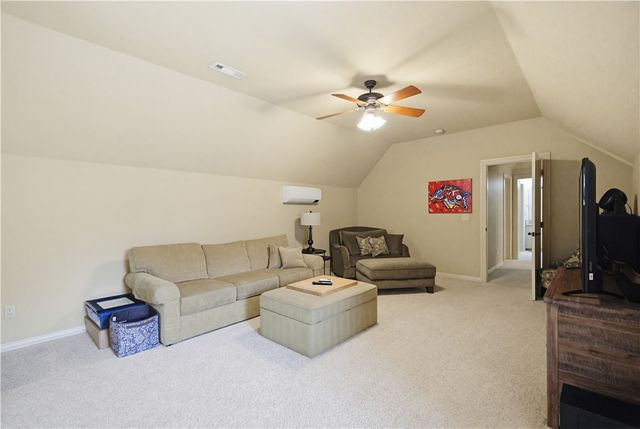 3890 E Chatsworth Road, Fayetteville, AR 72703
