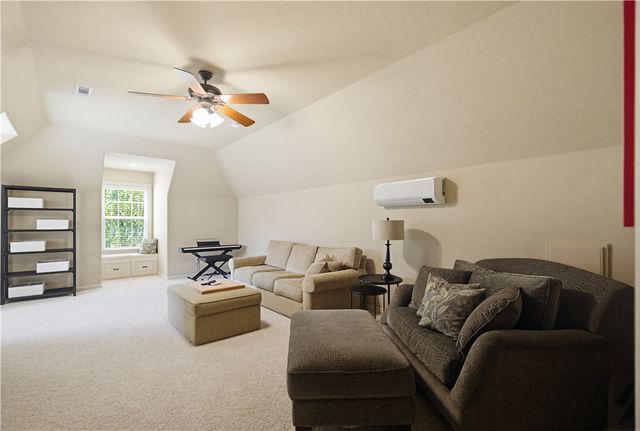 3890 E Chatsworth Road, Fayetteville, AR 72703