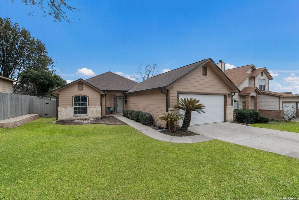 5390 Chestnut View, San Antonio, TX 78247