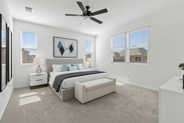 612 Seabiscuit DR, Jarrell, TX 76537