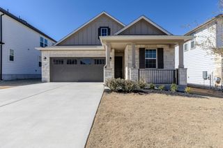 612 Seabiscuit DR, Jarrell, TX 76537