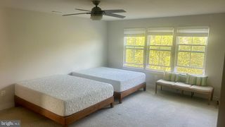 105 CABBAGE WHITE DR, Lake Frederick, VA 22630